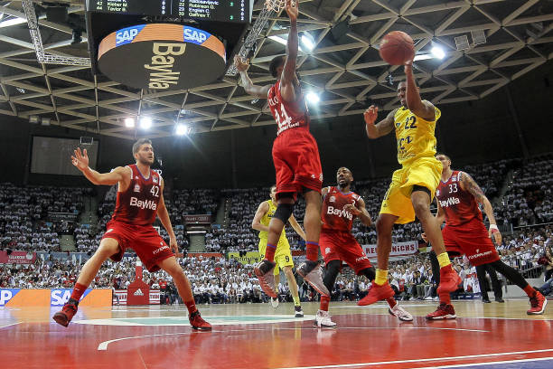 一举夺得冠 一举夺得冠